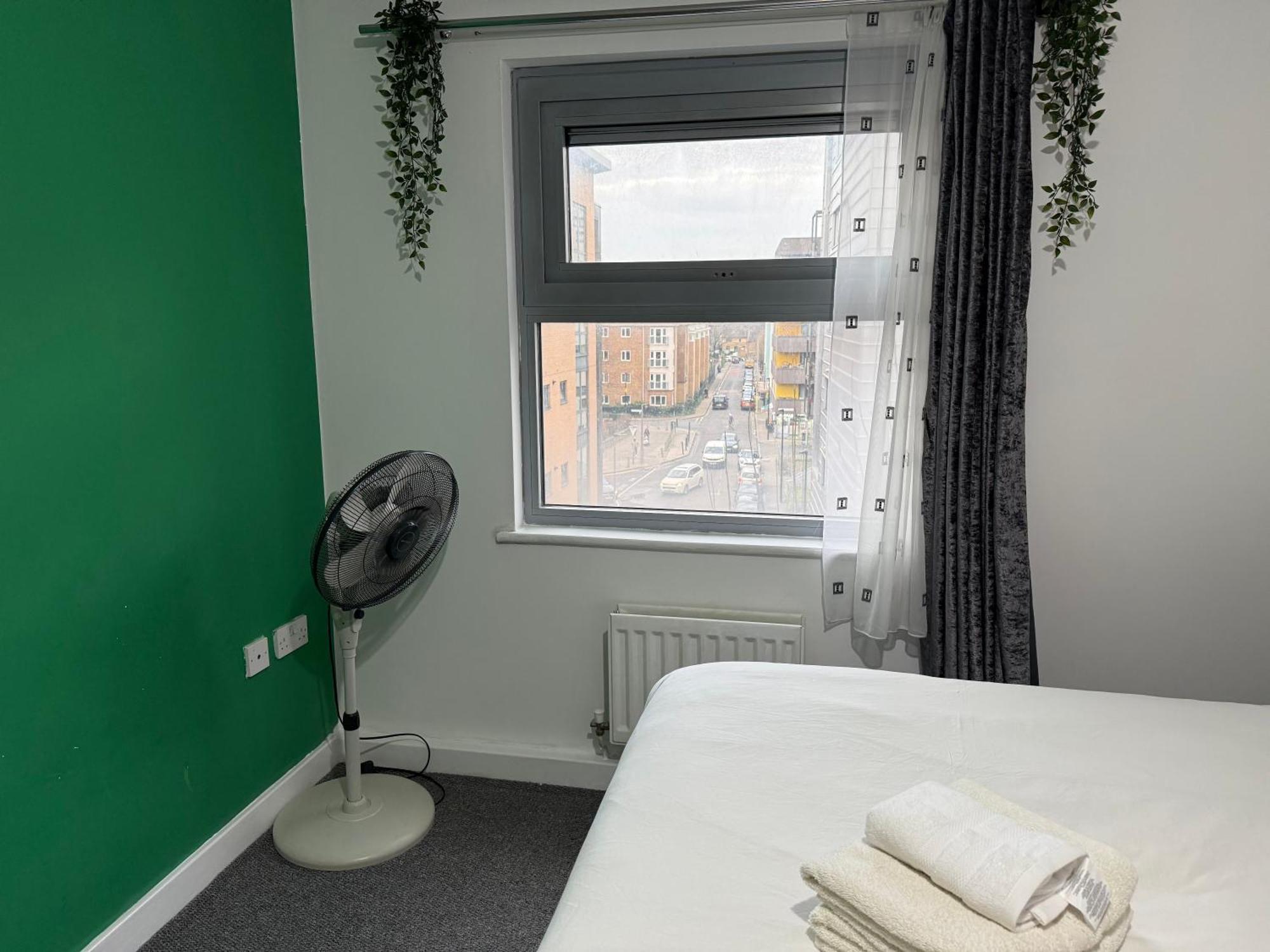London Luxury Holiday Home B Δωμάτιο φωτογραφία